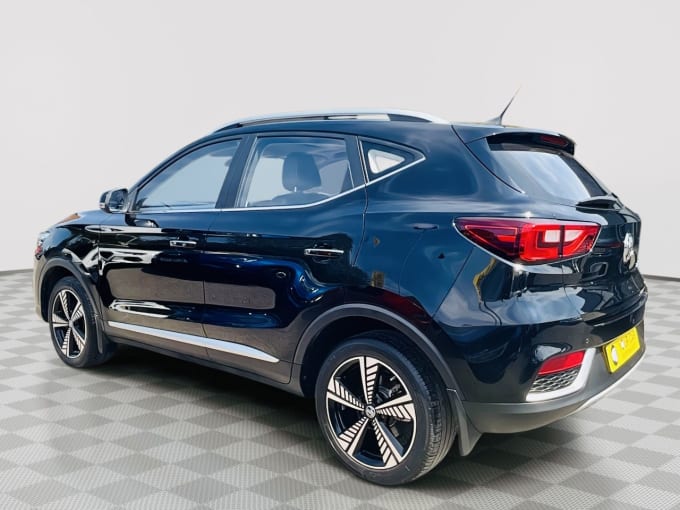 2025 Mg Mg Zs