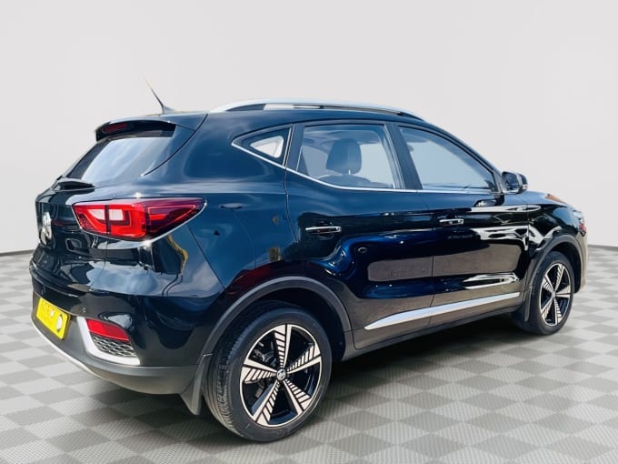 2025 Mg Mg Zs