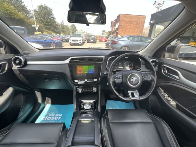 2025 Mg Mg Zs