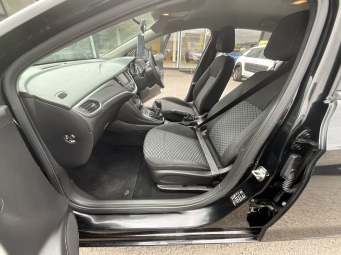 2025 Vauxhall Astra