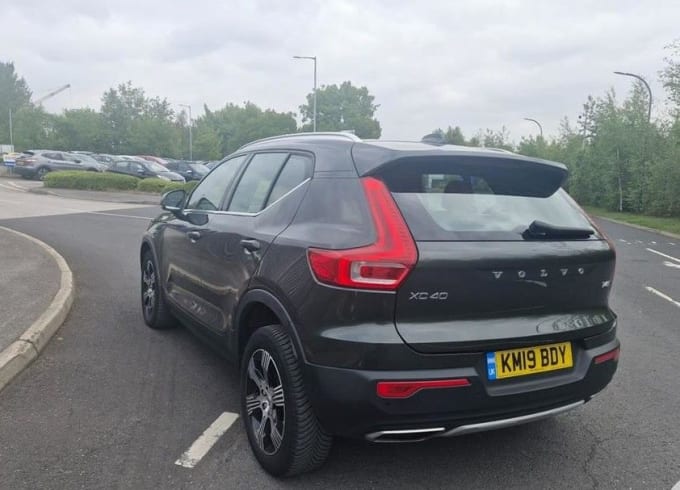 2025 Volvo Xc40