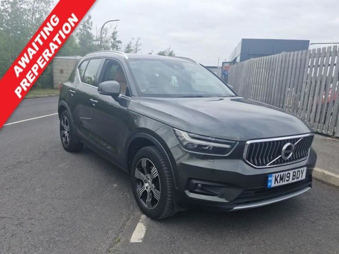 2025 Volvo Xc40