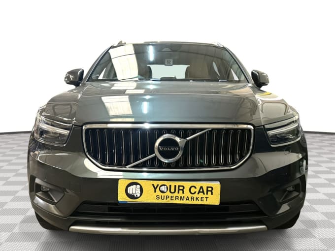 2025 Volvo Xc40