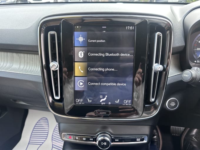 2025 Volvo Xc40
