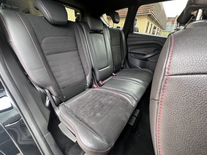 2025 Ford Kuga