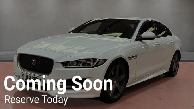 2025 Jaguar Xe
