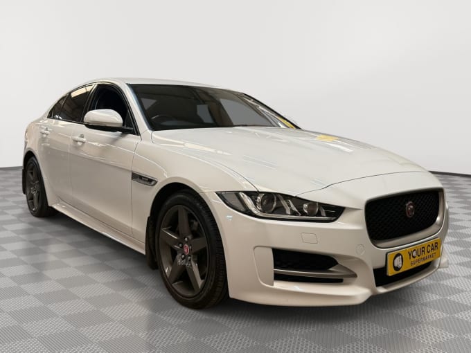 2025 Jaguar Xe