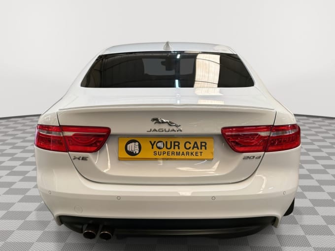 2025 Jaguar Xe