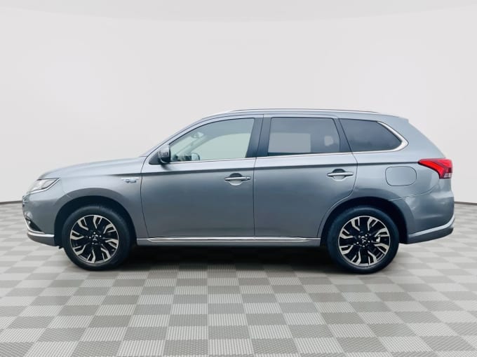 2025 Mitsubishi Outlander