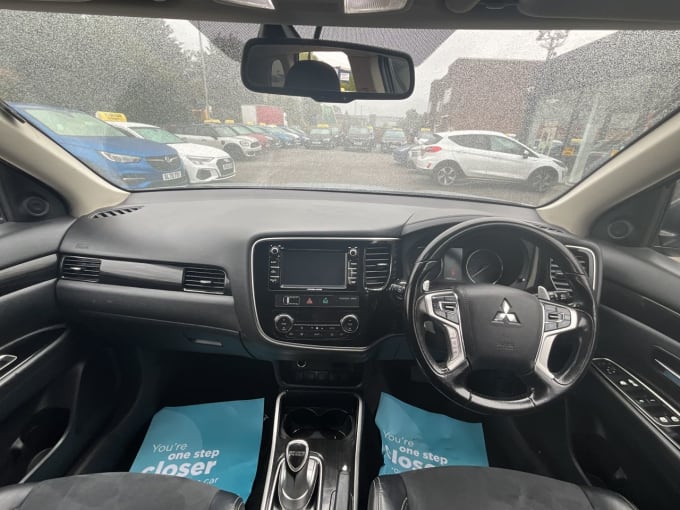 2025 Mitsubishi Outlander