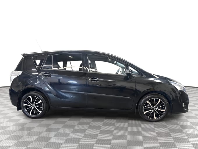 2025 Toyota Verso