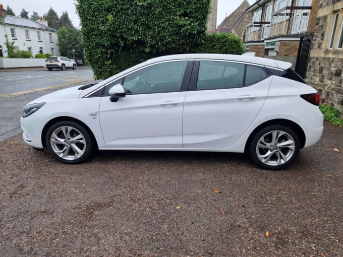 2025 Vauxhall Astra