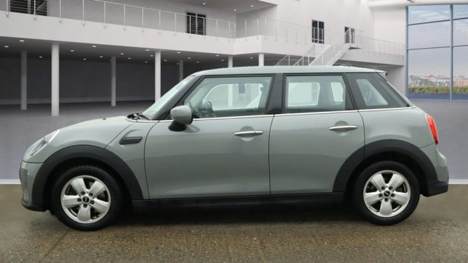 2025 Mini Hatch