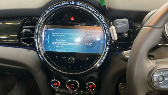2025 Mini Hatch