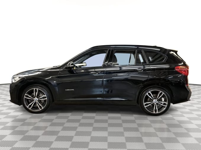 2025 BMW X1