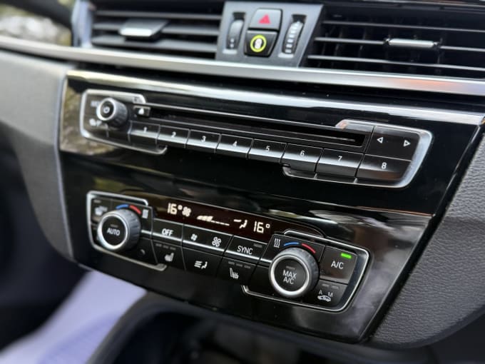 2025 BMW X1