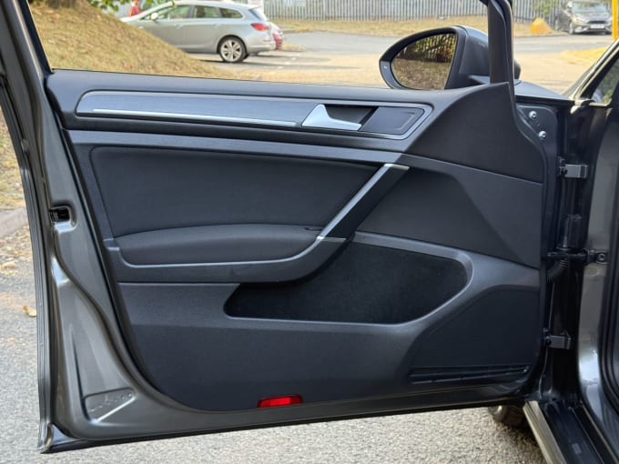 2025 Volkswagen Golf
