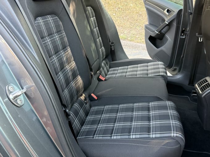 2025 Volkswagen Golf