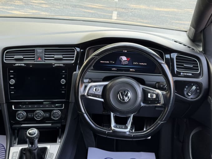 2025 Volkswagen Golf