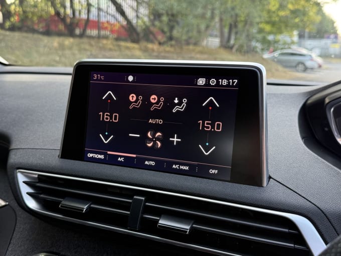 2025 Peugeot 3008