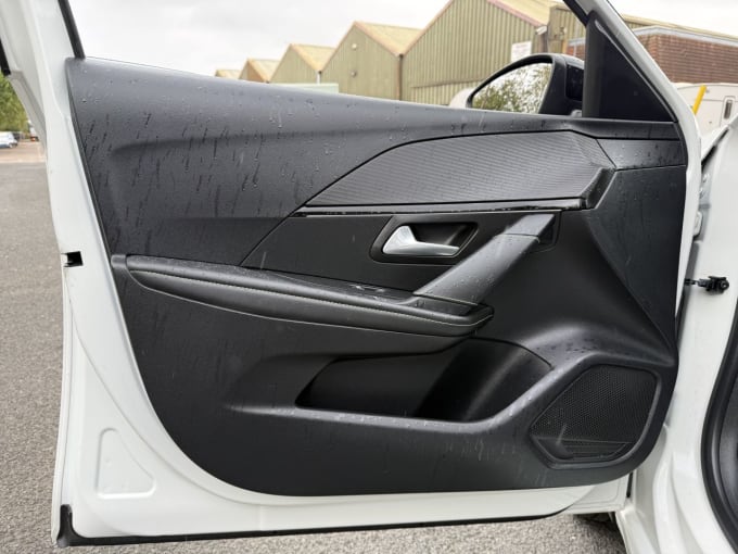 2022 Peugeot 208