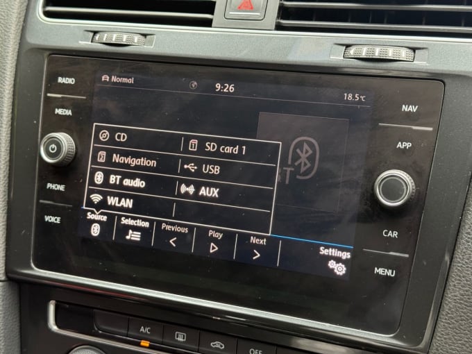 2025 Volkswagen Golf