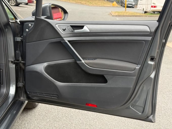 2025 Volkswagen Golf