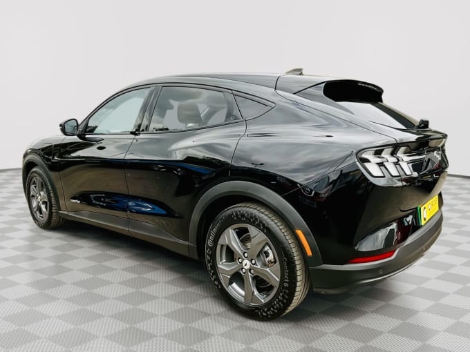 2025 Ford Mustang Mach-e