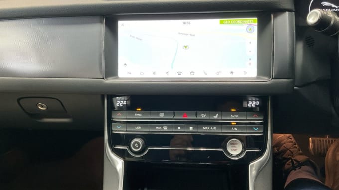 2025 Jaguar Xf