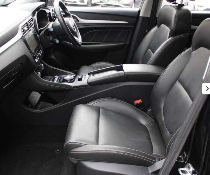 2025 Mg Mg Zs