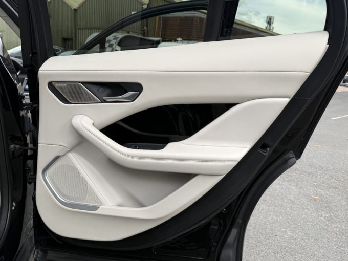 2025 Jaguar I-pace