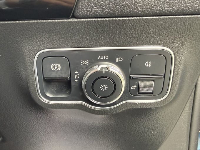 2025 Mercedes-benz Eqa
