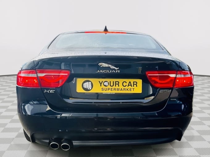 2025 Jaguar Xe