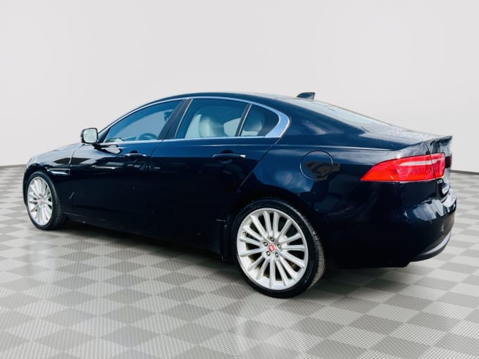 2025 Jaguar Xe
