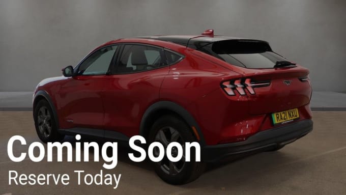 2025 Ford Mustang Mach-e