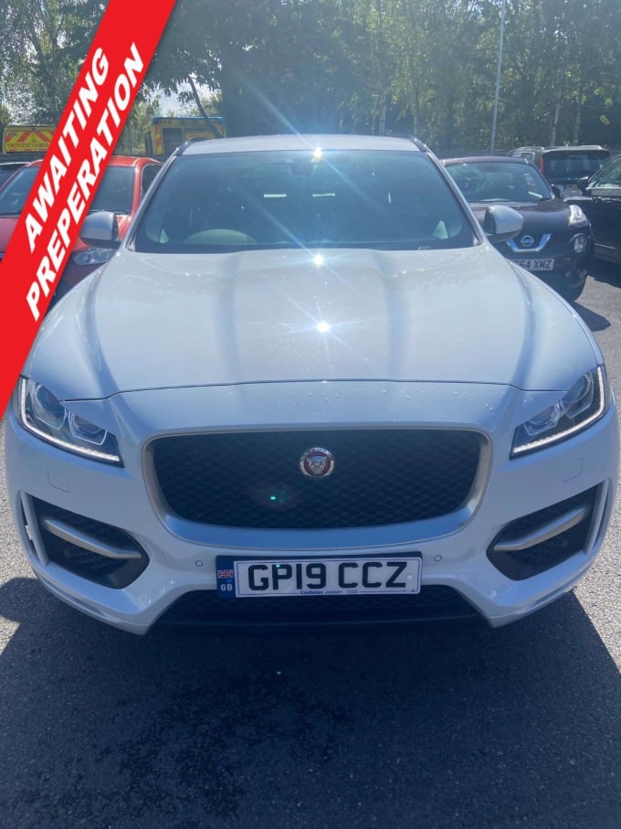 2025 Jaguar F-pace