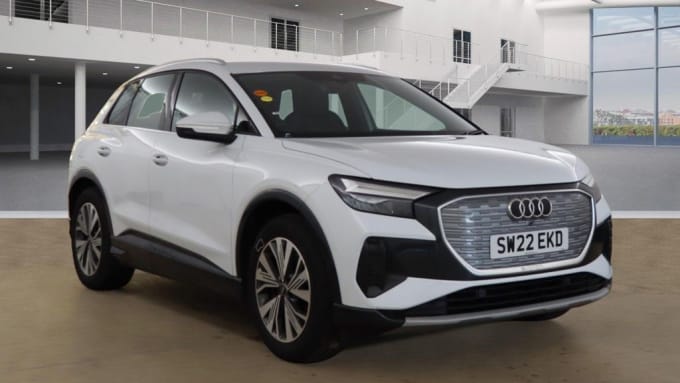 2025 Audi Q4 E-tron