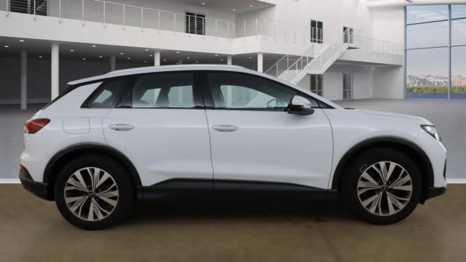 2025 Audi Q4 E-tron