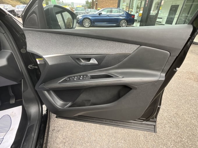 2025 Peugeot 3008