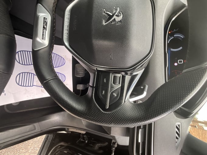 2025 Peugeot 3008