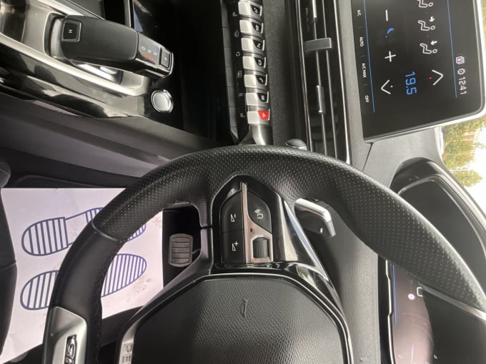 2025 Peugeot 3008