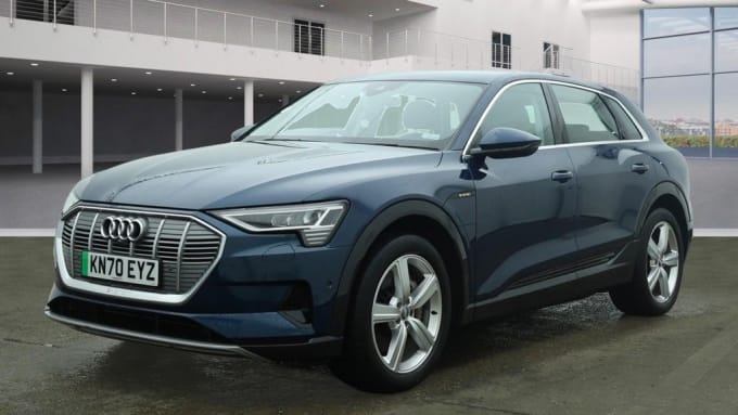2025 Audi E-tron