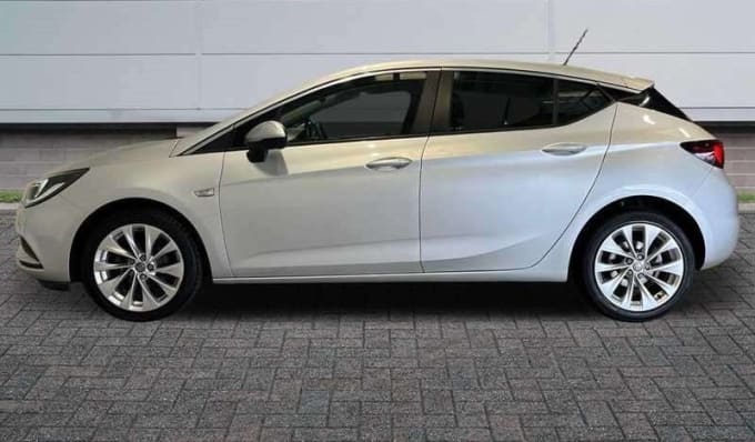 2025 Vauxhall Astra