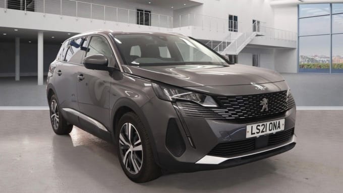 2025 Peugeot 5008
