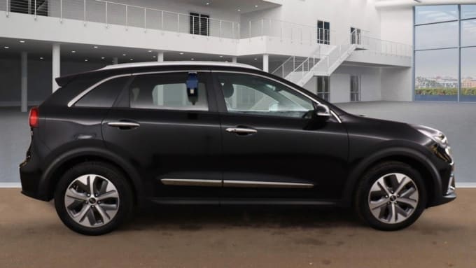 2025 Kia Niro