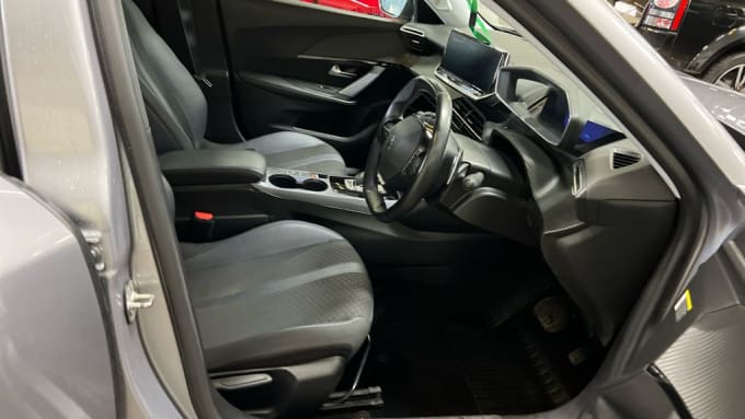 2025 Peugeot 2008