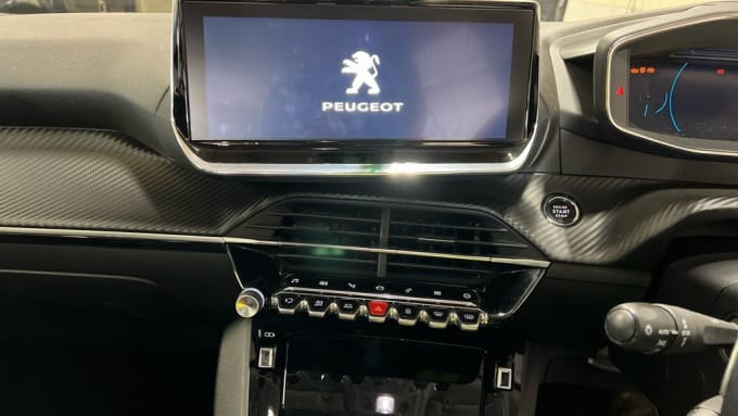 2025 Peugeot 2008