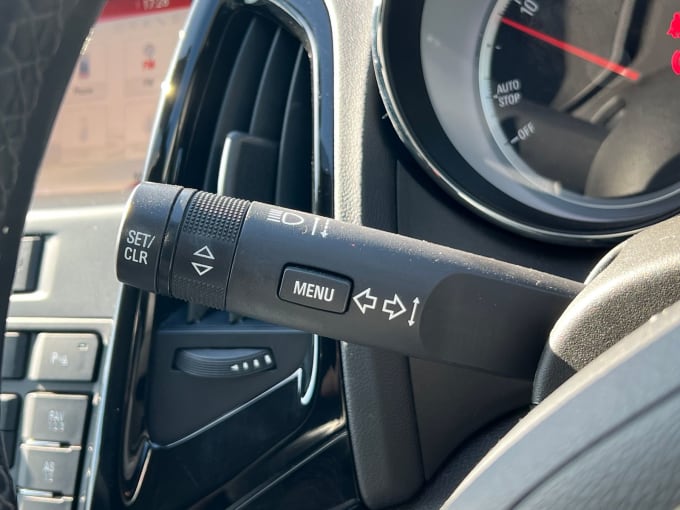 2015 Vauxhall Astra