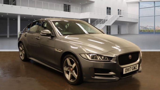 2025 Jaguar Xe