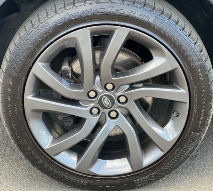 2025 Land Rover Discovery Sport